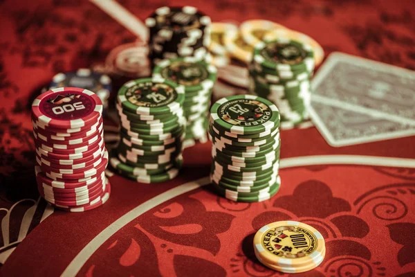 sandi55 About Us: How sandi55 Organises Your Account